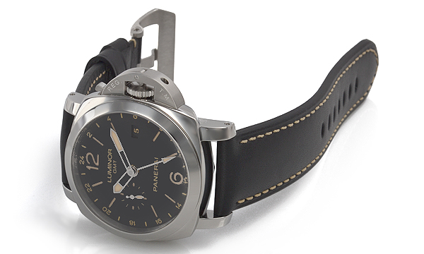 パネライスーパーコピーpanerai時計 ルミノール1950 3デイズ GMT 24Hオートマチック アッチャイオ 44mm PAM00531